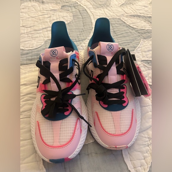 GFORE Women’s Golf Shoes - Picture 3 of 4